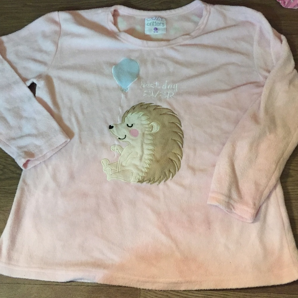 🎊🎊🎊Cozy critter soft pink pajama top